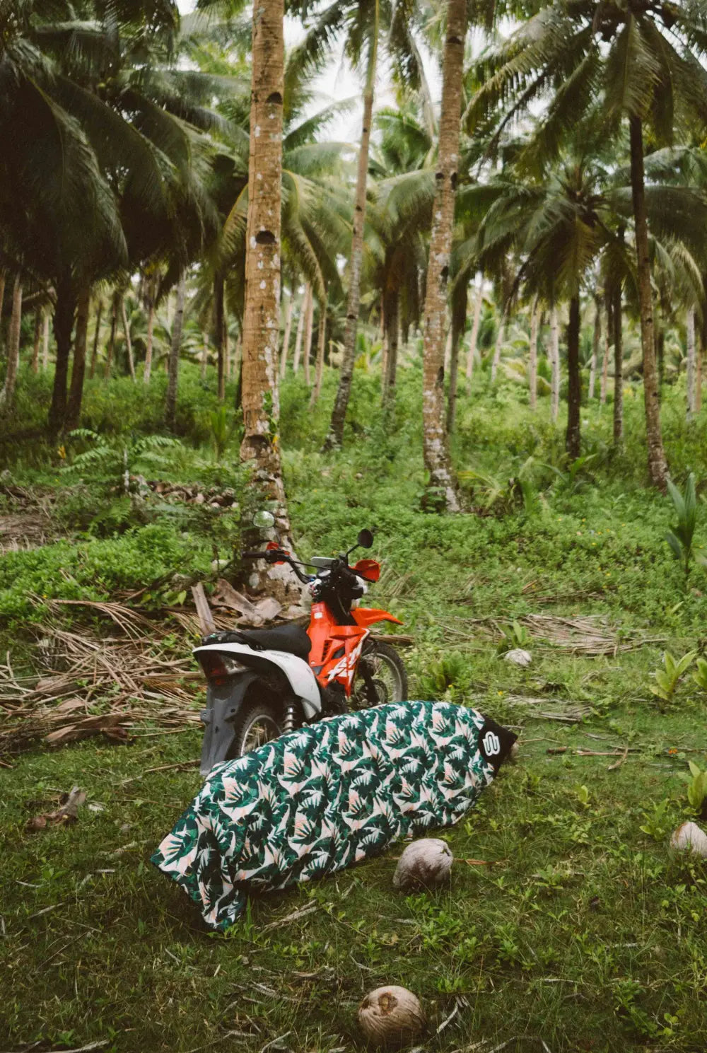 Green Leaf - Shortboard Surfboard Cover BoardSox